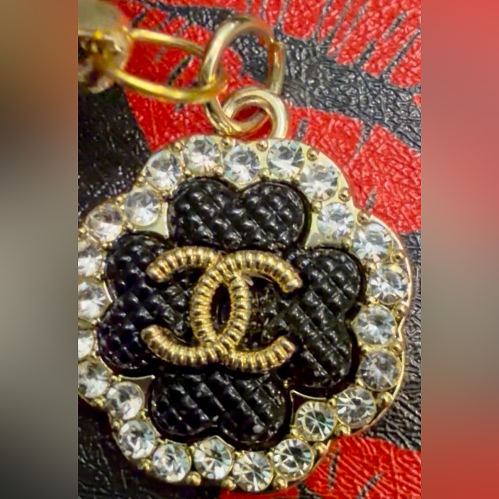 👑✅PRICE FIRM✅ Bejeweled Key Chain or Purse Charm. NWOT - Picture 4 of 16